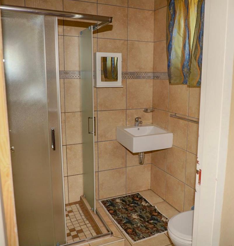 6 Bedroom Property for Sale in Oranjeville Free State